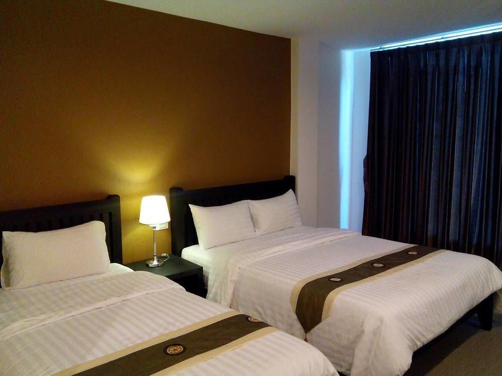 One Fu Hotel Сурин Екстериор снимка